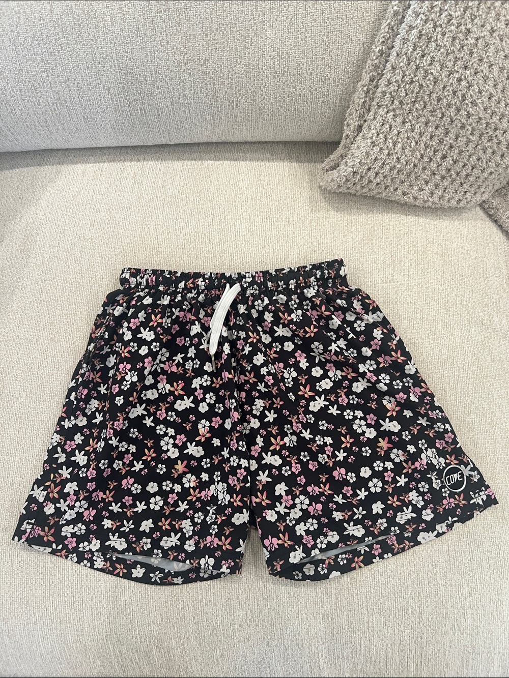 Cove Black Floral Print Men’s Shorts